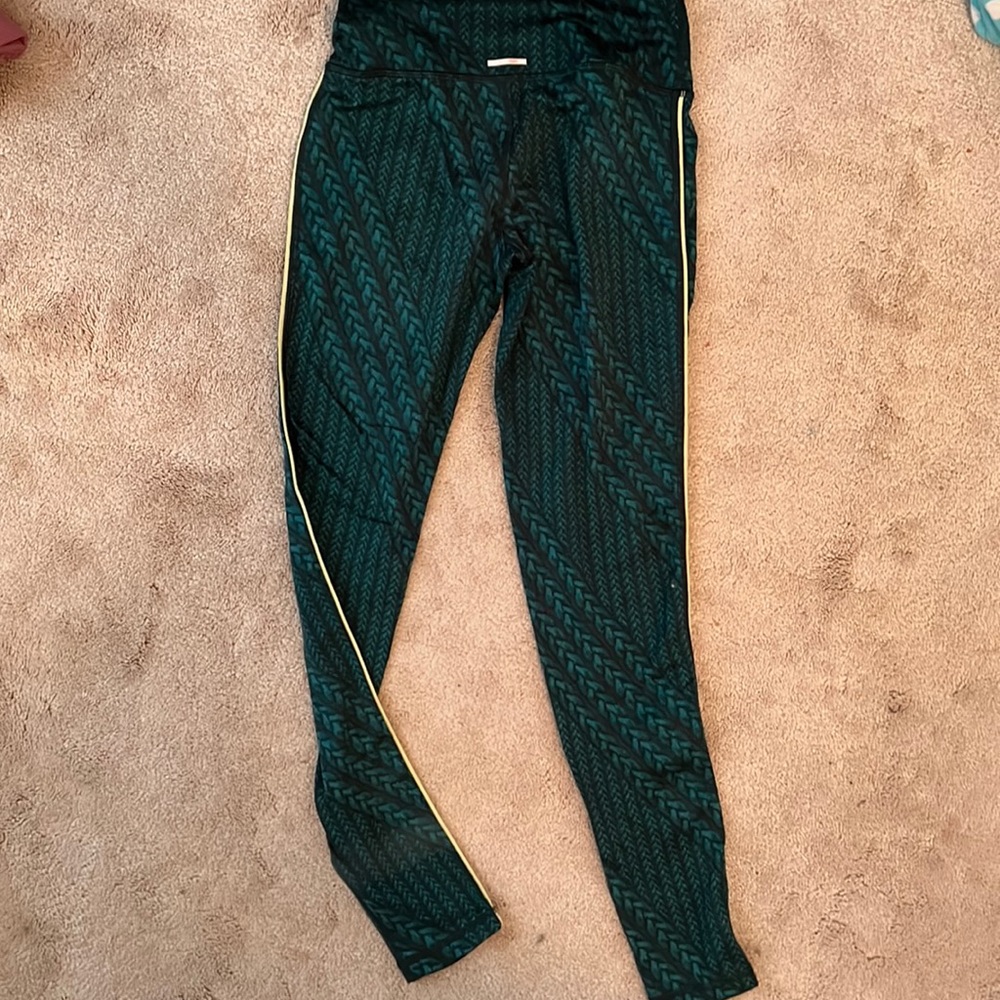 Aerie size Small